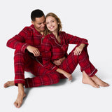 Punainen flanellinen joulupyjama naisille