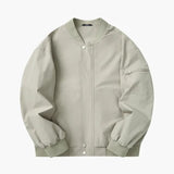 Minimalistinen bomber-takki